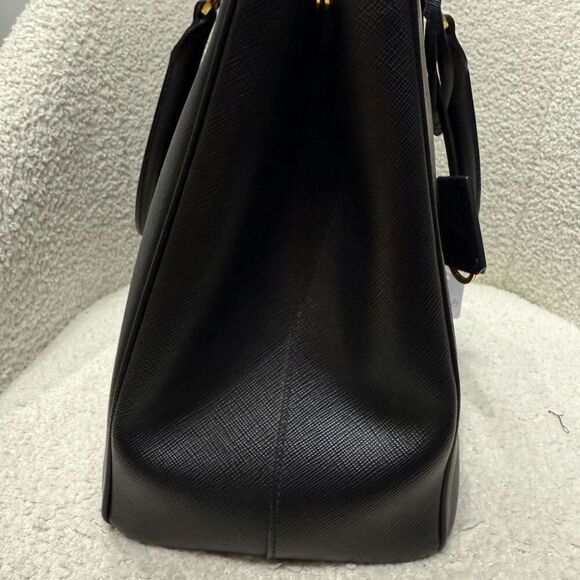 Prada Tote Handbag Color Black - Picture 8 of 11